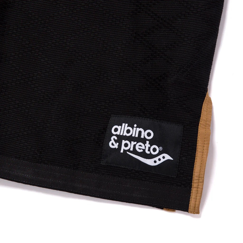Albino and Preto x Saucony Jiu-Jitsu Gi