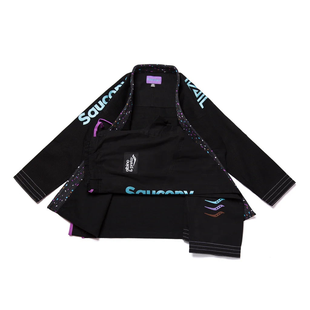 Albino and Preto x Saucony Jiu-Jitsu Gi