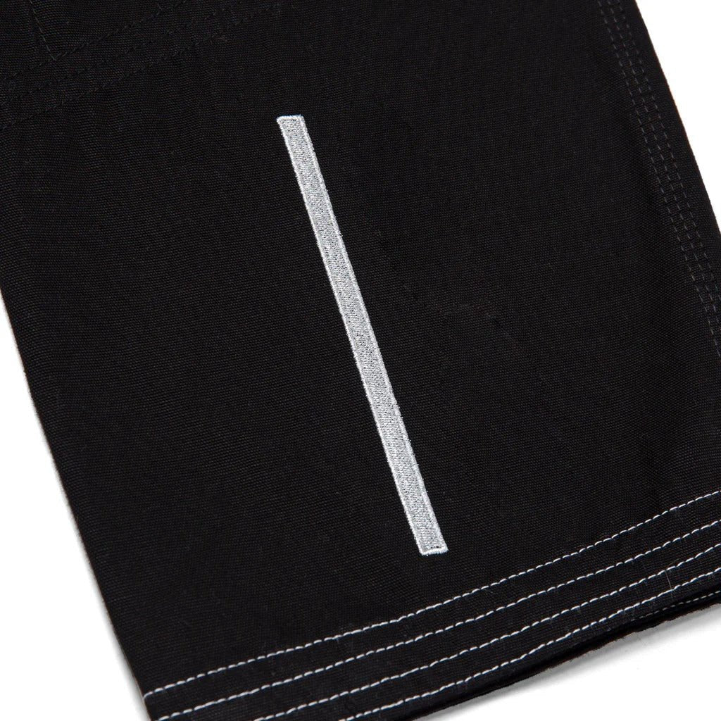 Albino and Preto Ground Control Black BJJ Gi - Vorix Sport