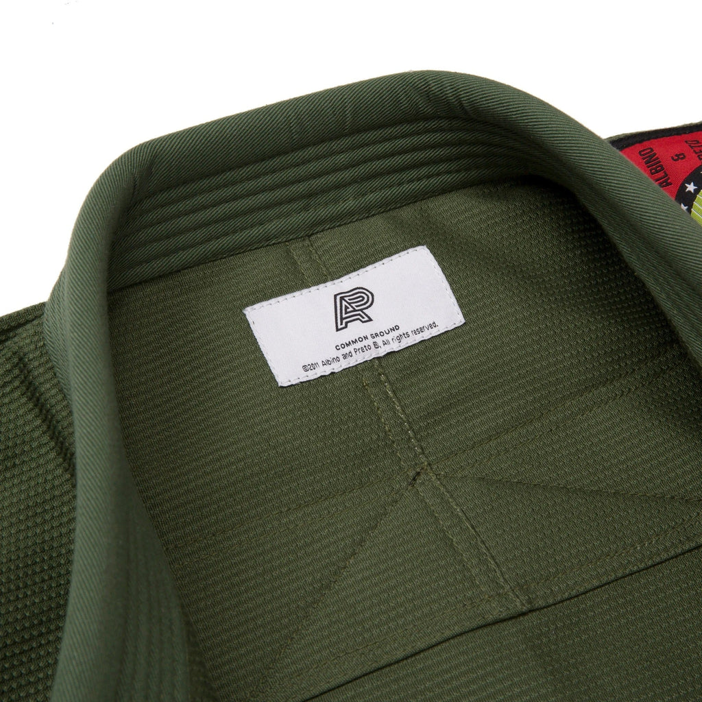 Albino & Preto Fundamental Olive BJJ Gi - Vorix Sport