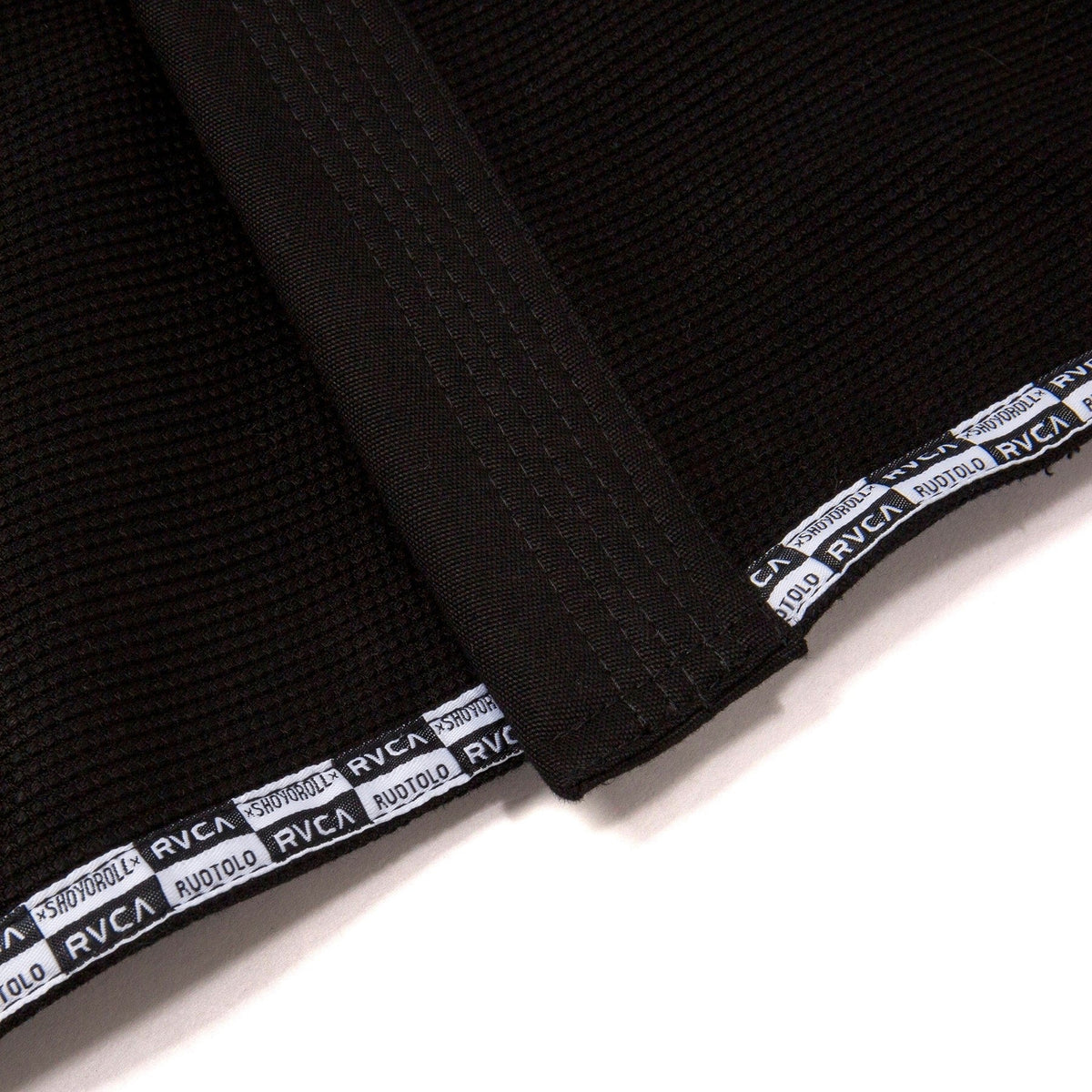 Shoyoroll RVCA x Roots BJJ Gi – Black - Vorix Sport